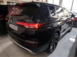 ميتسوبيشي اوتلاندر